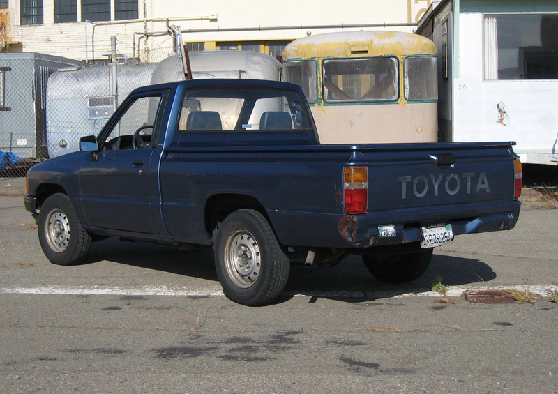 Illustration for article titled The Most Reliable Motor Vehicle I Know Of: 1988 Toyota Pickup